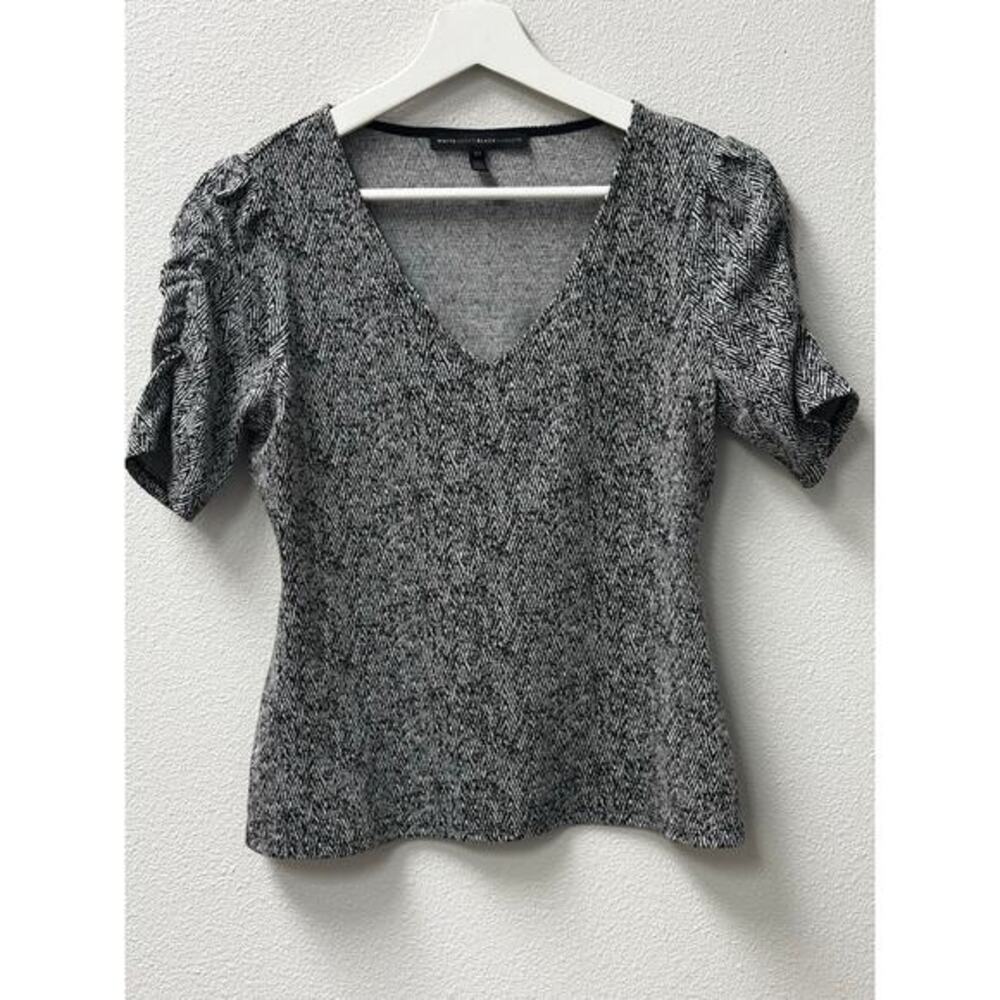 White House Black Market Women's V-Neck Blouse Gray/Black‎ Patterned XS